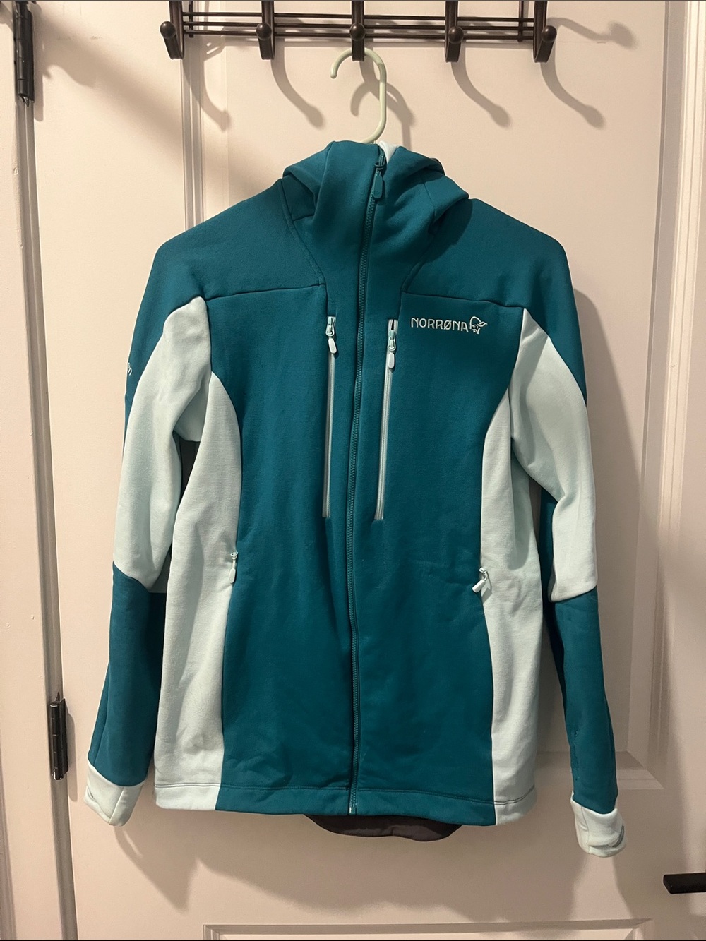 Trollveggen Powerstretch Pro